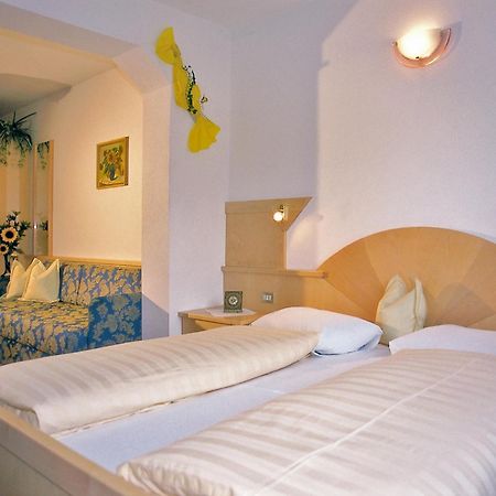 Hotel Gisserhof Ahrntal Rom bilde