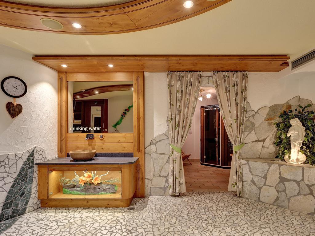 Hotel Gisserhof Ahrntal Eksteriør bilde
