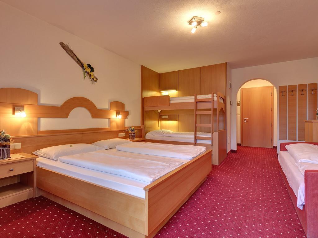 Hotel Gisserhof Ahrntal Rom bilde